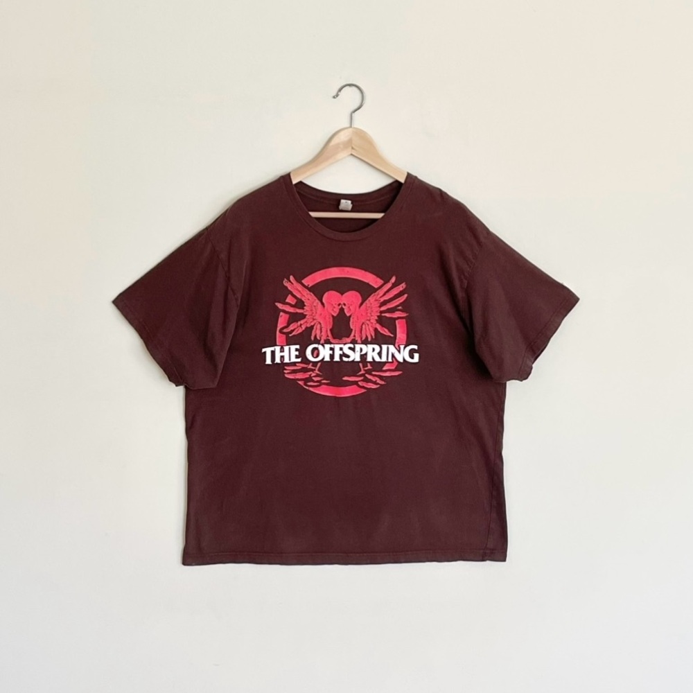 The Offspring 2009 Tour Winged Skeletons Graphic Brown Red T Shirt Adult size XL